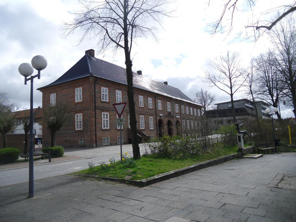 Hotel Pelli Hof Rendsburg By Tulip Inn Exterior foto